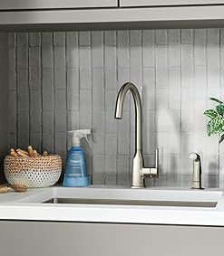 Peerless Ezra Single-Handle Kitchen Sink Faucet with Side Sprayer, Stainless P199152LF-SS 2