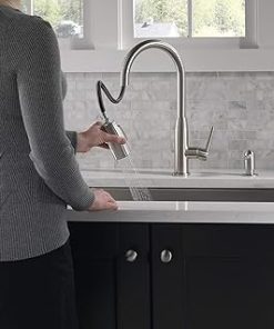 Peerless Single-Handle Kitchen Sink Faucet with Pull Down Sprayer and Soap Dispenser, Stainless P88103LF-SSSD-L 2